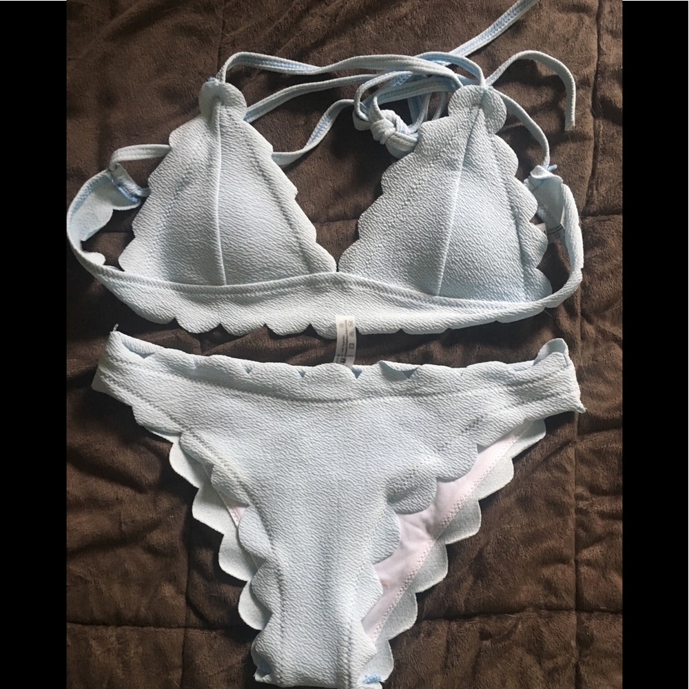 Shein - Scalloped Trim Bikini